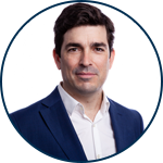 headshot of Lautaro Mon